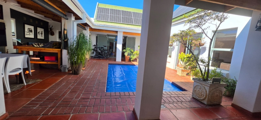 To Let 4 Bedroom Property for Rent in Wigwam North West